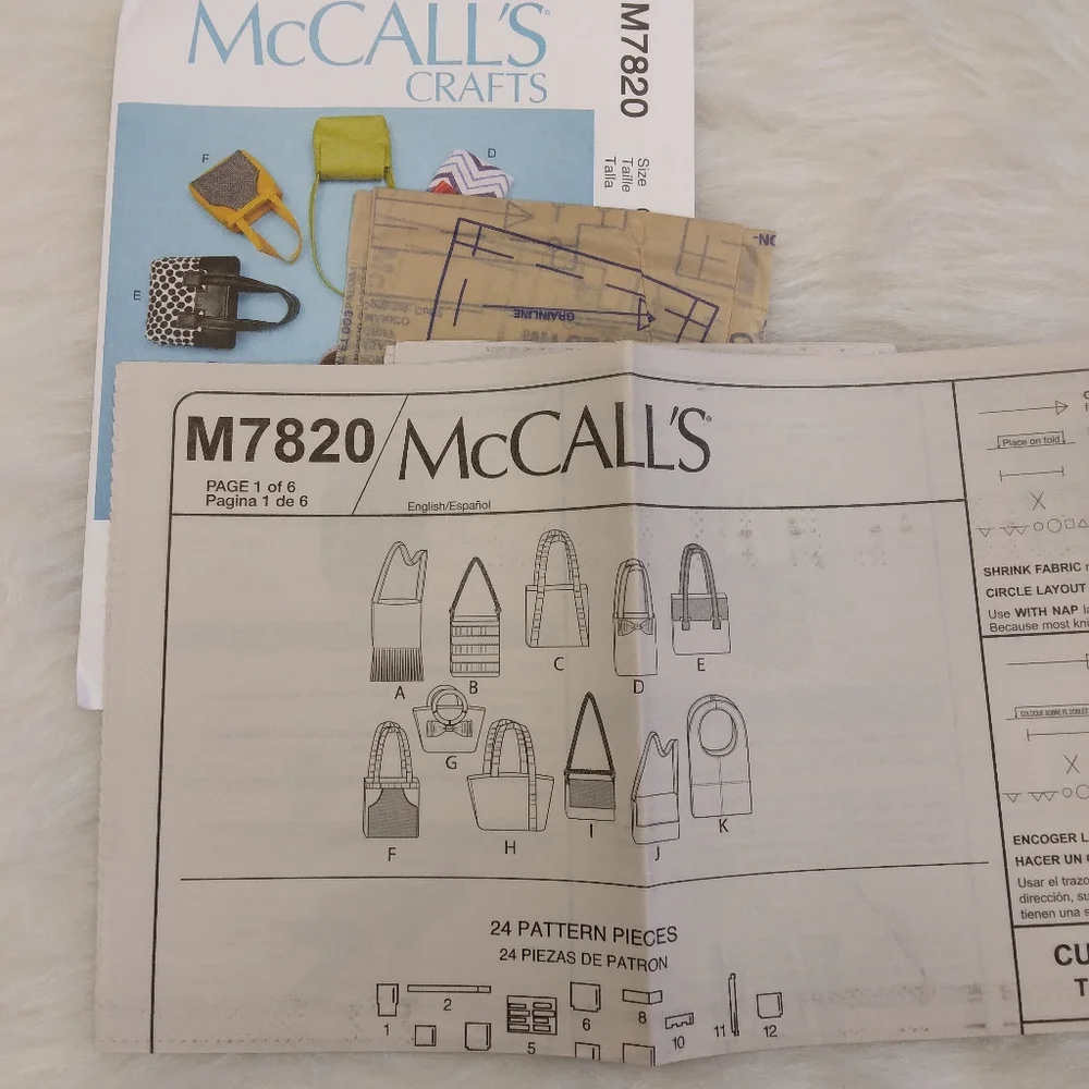 McCall's M7820 American Girl Doll purses & bags